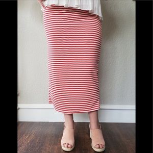 NWT KLASSY GIRL LONGER RED RIC RAC PENCIL SKIRT L